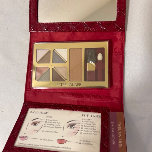 Makeup - Picture 4 of 4